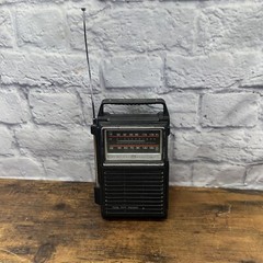 Vintage General Electric Model 7-2800B AM/FM Portable Radio Tested & Working
