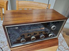 Beautiful Vintage Philco R7WA-TS (Ford Logo) AM/FM Tuner /Tested See Video