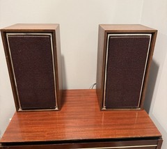 2 – Vintage Magnavox Air Suspension Speakers Pair USA Made Tested Works S-8752