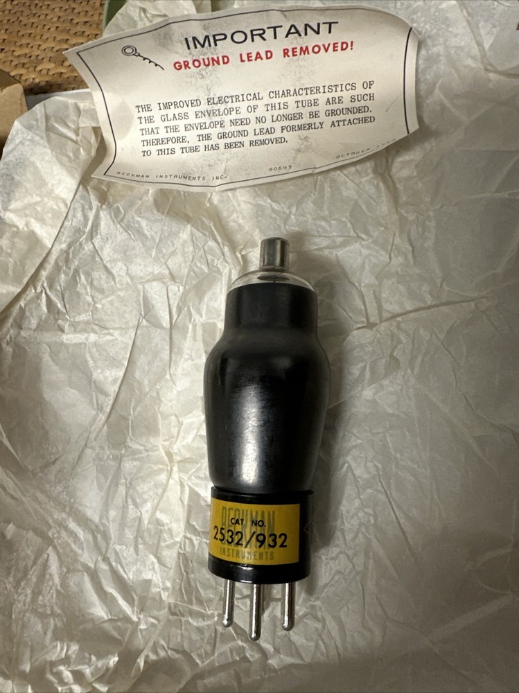 Vintage BECKMAN INSTRUMENTS 2532/932 Tube, with Insert, NOS