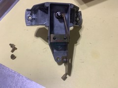 Dual 1229 Vintage Stereo Turntable Parting out – Platter Shaft Housing & Bearing