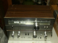 VINTAGE AKAI AT-2250 & AM-2200 TUNER & AMPLIFIER COMBO FREE SHIPPING