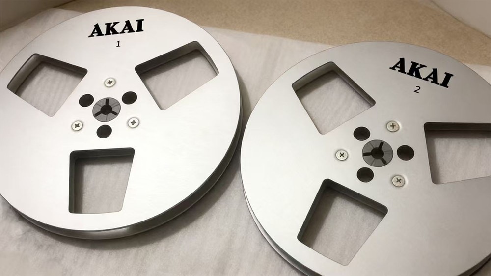 One Pair silvery TAPE REEL Akai 7&Prime; inch Light Metal Aluminum Take Up Reel