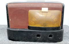 EMERSON 517 TUBE AM RADIO