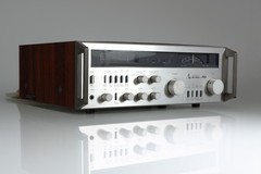 Mitsubishi DA-R10 Receiver, a beauty inside and out