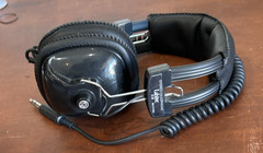 Labtec LT20 Vintage Stereo Headphones excellent condition.