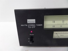 Vintage Sansui TU-217 AM/FM Stereo Tuner
