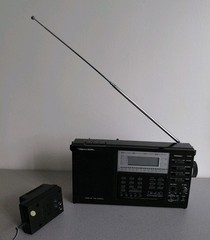 Vtg Working Realistic DX-440 FM AM SW LW MW Radio READ Communication Receiver