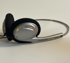 RadioShack Stereo Over-the-ear Headphones Earphones Vintage 33-1160