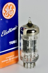 NOS GE 6072 JG-6072 (12AY7) BLACK-PLATE 3-MICA TUBE MIC QUALITY 1959 TROPHY NOS