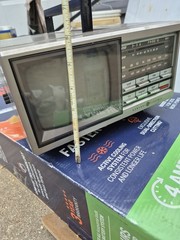 Vintage General Electric GE Portable TV AM/FM Radio Model 7-7150B (Dec-1987)