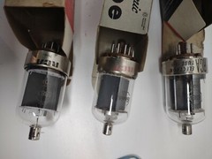 (2) RCA 6883 and (1) RCA 6146A vacuum tubes lot of 3