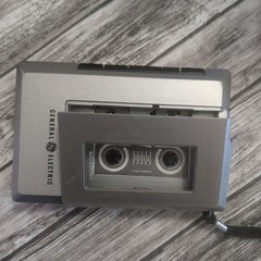 General Electric GE Cassette Tape Player Recorder Model 3-5313A – Silver