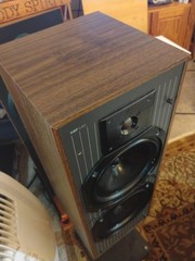 KEF C40 Vintage Speakers Walnut Finish Made In England Very Good Condition