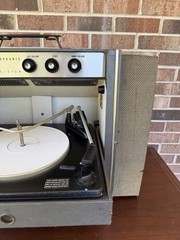 🍊Vintage 1960s Zenith Stereophonic Record Player All Transistor | Model SA55