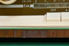 Vintage Telefunken Superheterodyne Deluxe 5261W AM/FM/SW Tabletop Radio –