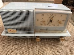General Electric Musaphonic C-421C Tube Clock Radio Mid Century Atomic AS-IS