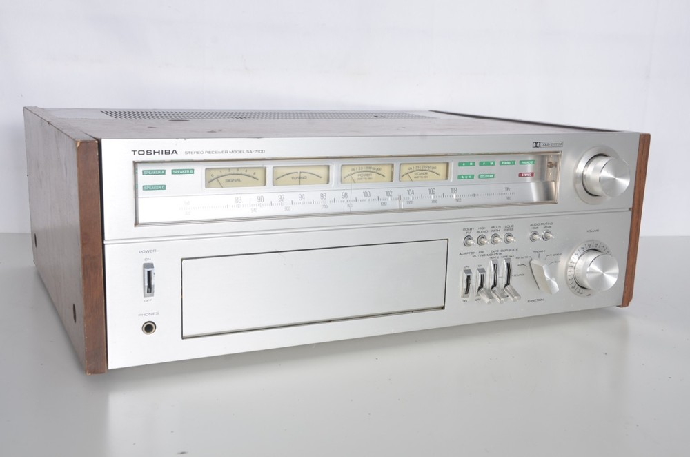 Toshiba SA-7100 Vintage Stereo Monster Receiver Tested Working Nice Shape