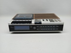 Vintage GENERAL ELECTRIC FM/AM Clock Radio Cassette Recorder, GE Model 7-4956B