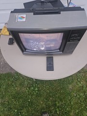 Mitsubishi 13&Prime; CS-1342R TV for Retro Gaming With Antenna Works