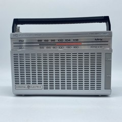Vintage 1981 General Electric GE 7-2650A Portable AM/FM Radio Two Way Power VGC