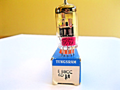 TUNGARAM E88CC/6DJ8 VACUUM TUBE MADE IN HUNGARY TV-7 TESTED NEW.