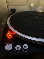 MGA Mitsubishi Direct Drive Fully Automatic DP-620 Turntable – Fully Functional