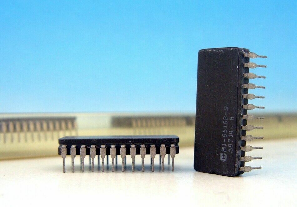 2 x Genuine HM1-6516B-9 CERAMIC HARRIS Fast 120ns 2Kx8 CMOS RAM IC 6516