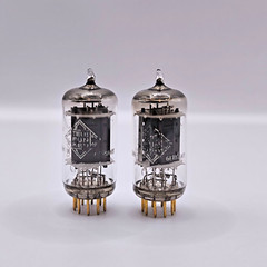 Telefunken 6211 gold pin, strong matched pair same codes, ULM factory, diamond