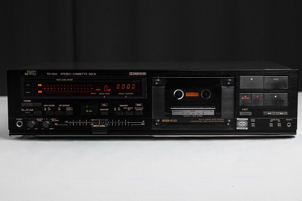 JVC TD-V66J (3 Head Cassette Deck)