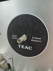 Four TEAC REEL TO REEL Adjusting Sheet Spacers Adaptors 0.9mm – New