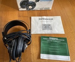 NOS Vintage Pioneer headphones se 650