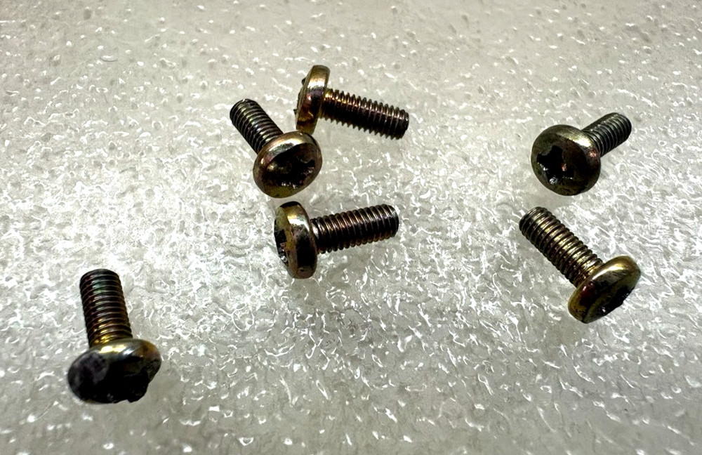 * OEM PART * Pioneer RT-707 RT-701 Reel – Reel Tape Recorder BOTTOM PLATE SCREWS