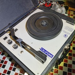 Vintage Califone Phono 1010AV Phonograph 33 45 78 Turntable Record Player