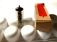 ( 1 ) RFT EM84 / 6FG6 MAGIC EYE TUBE Germany For Audio Radio AMP Valves